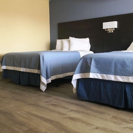 Days Inn By Wyndham Airport - Phoenix Extérieur photo